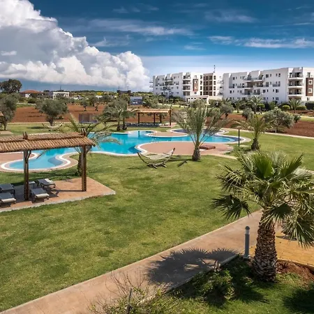 Apartamento Thalssa Beach Cyprus Three Bedroom *